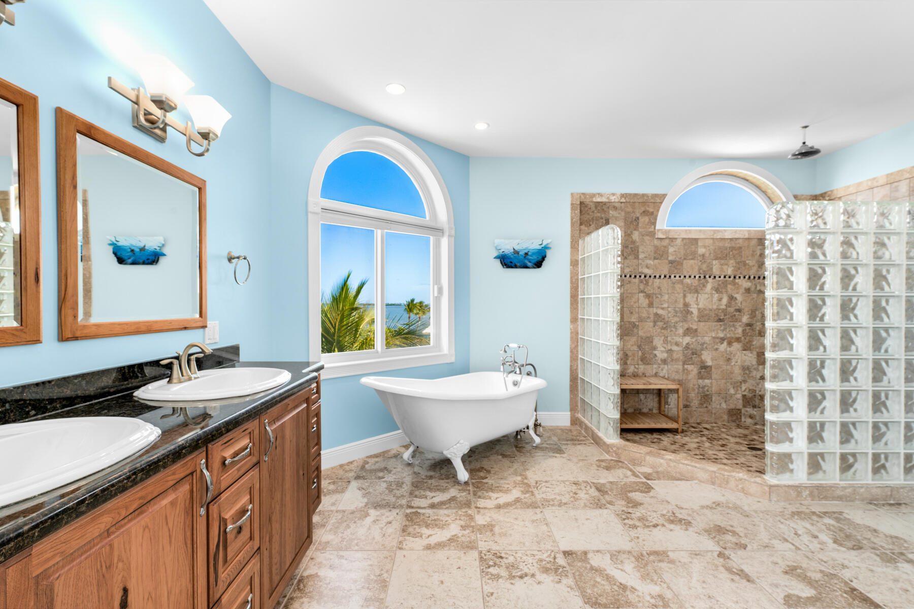 3742 Seagrape Street