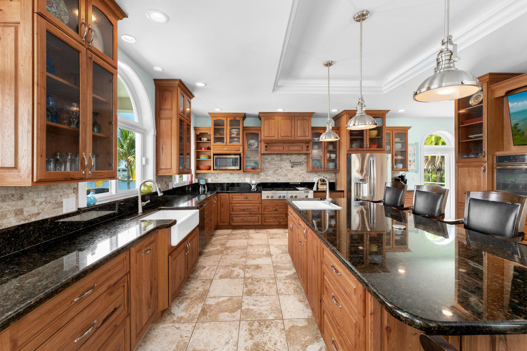 3742 Seagrape Street