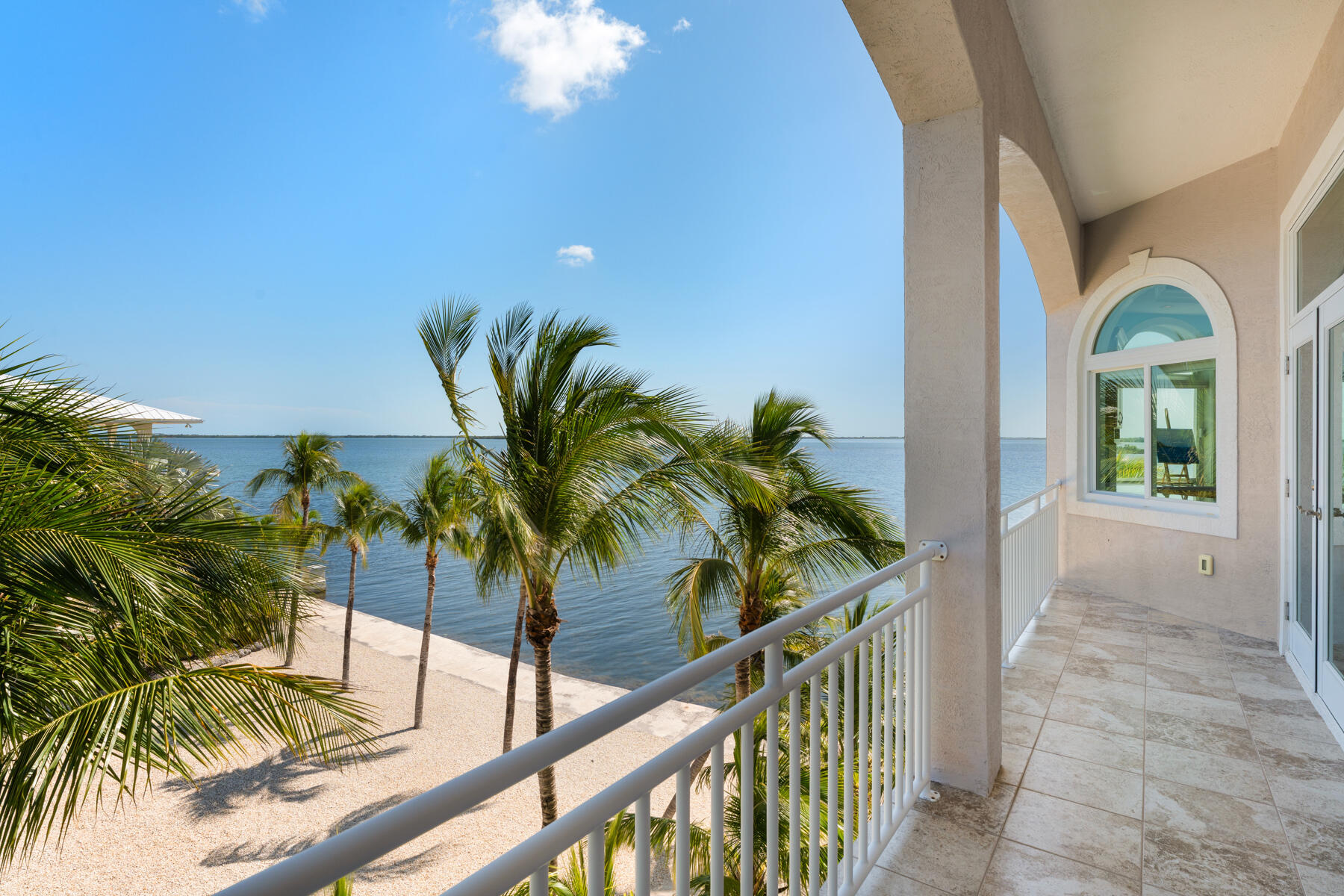 3742 Seagrape Street