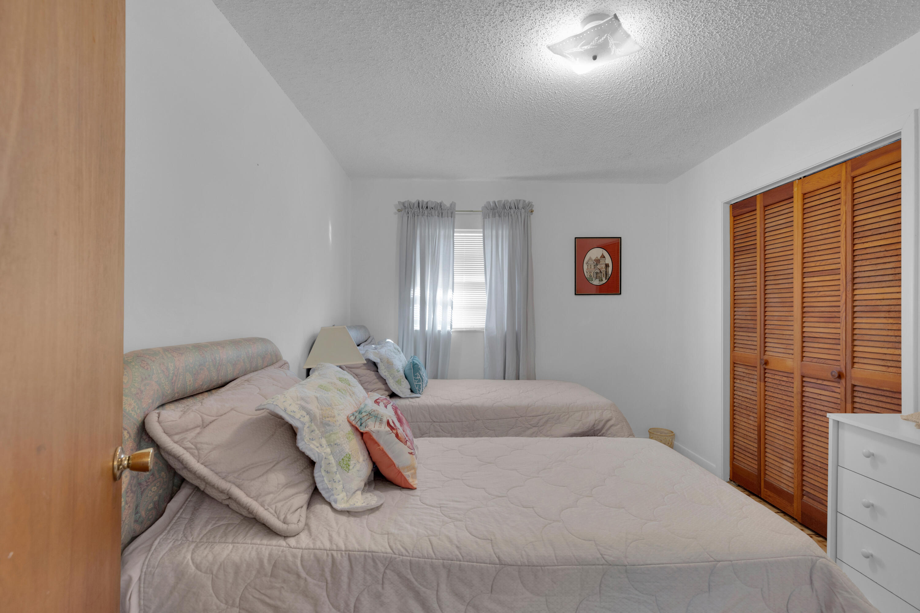 300 3rd Street
