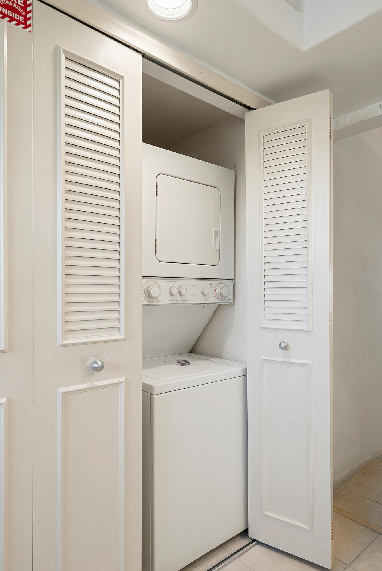 601 W Ocean Drive Unit: 411C