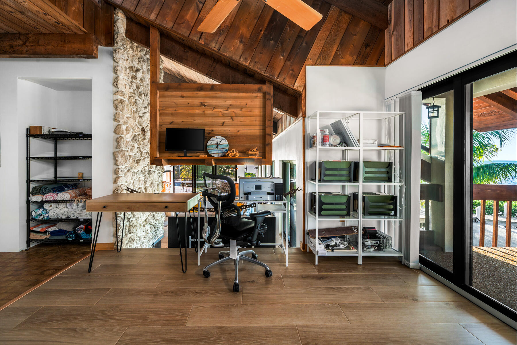 115 Windy Point Circle