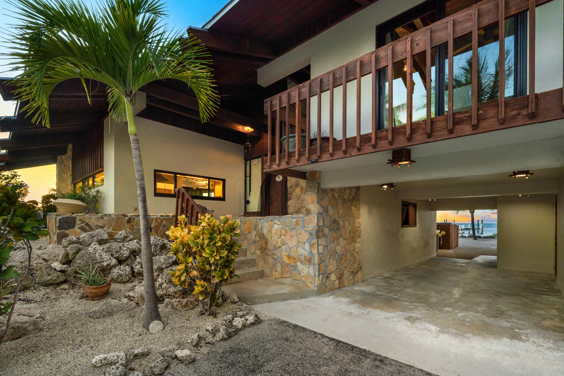 115 Windy Point Circle