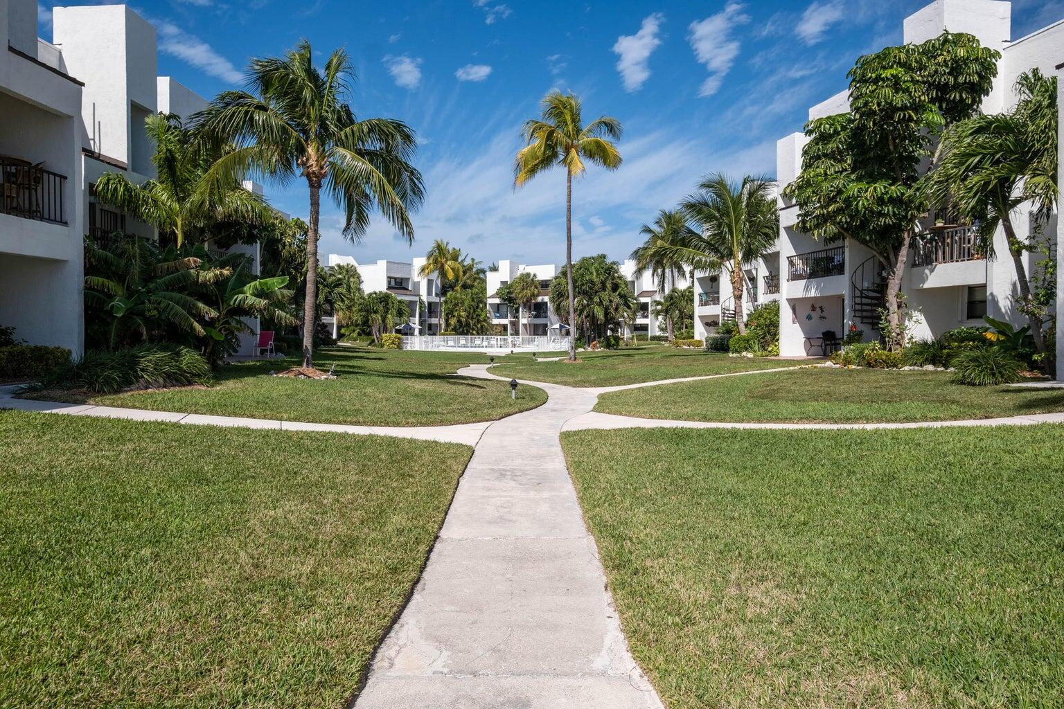 601 W Ocean Drive Unit: 410