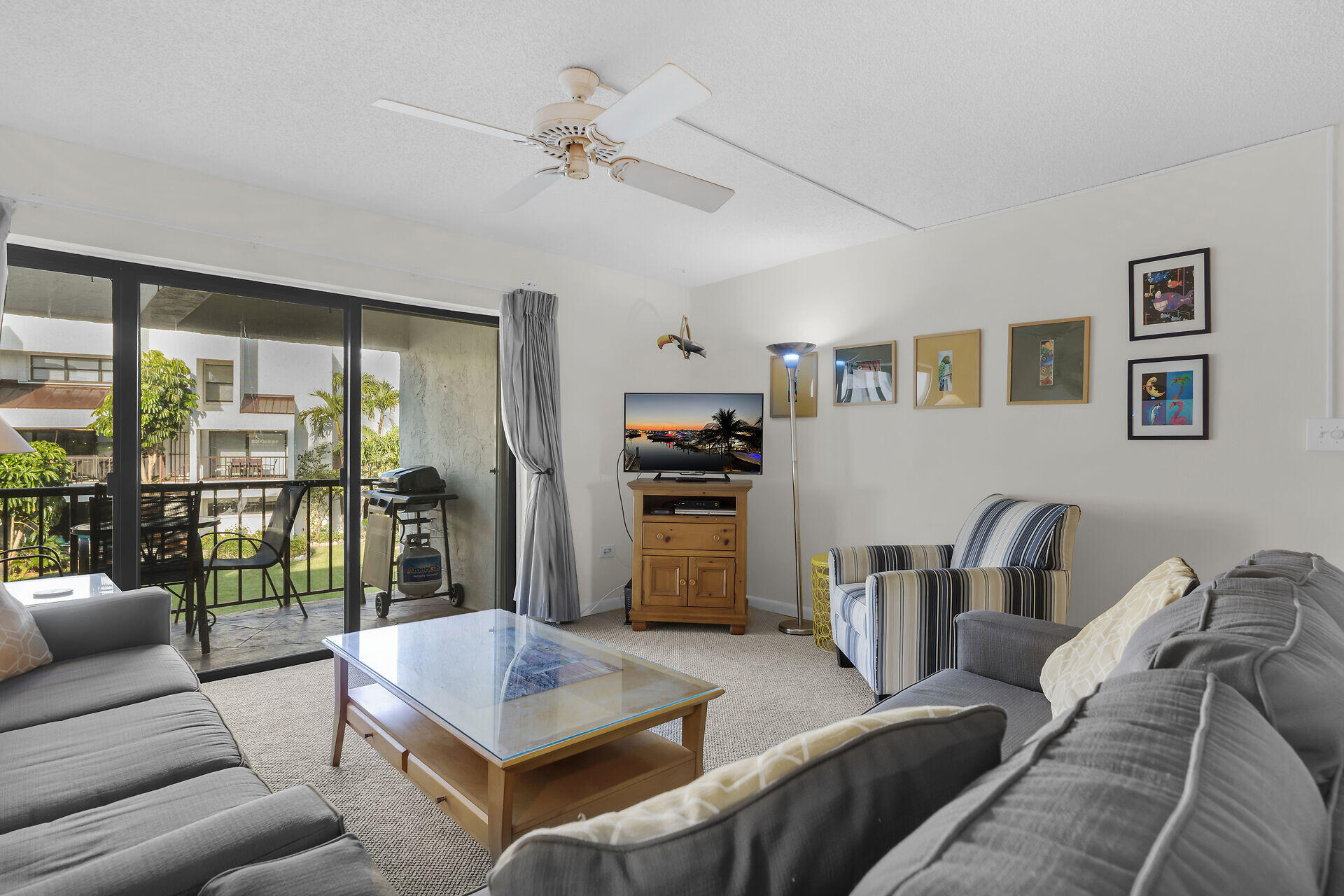 601 W Ocean Drive Unit: 410