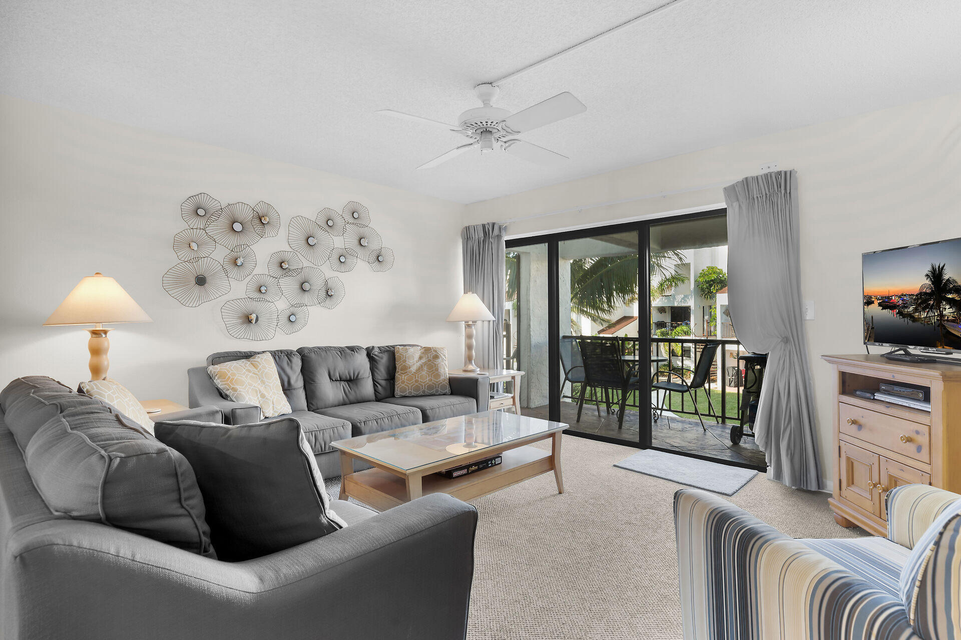 601 W Ocean Drive Unit: 410