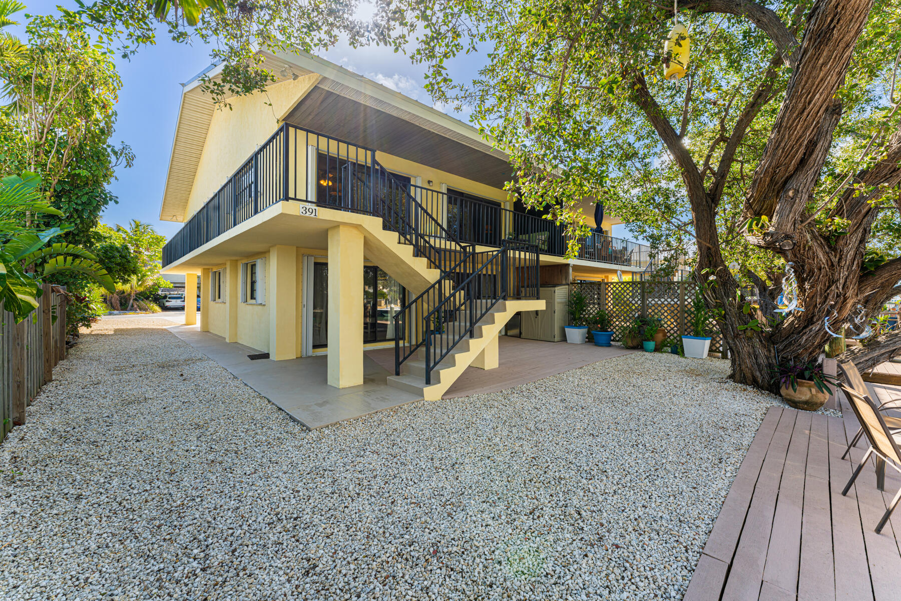 391 10th Street