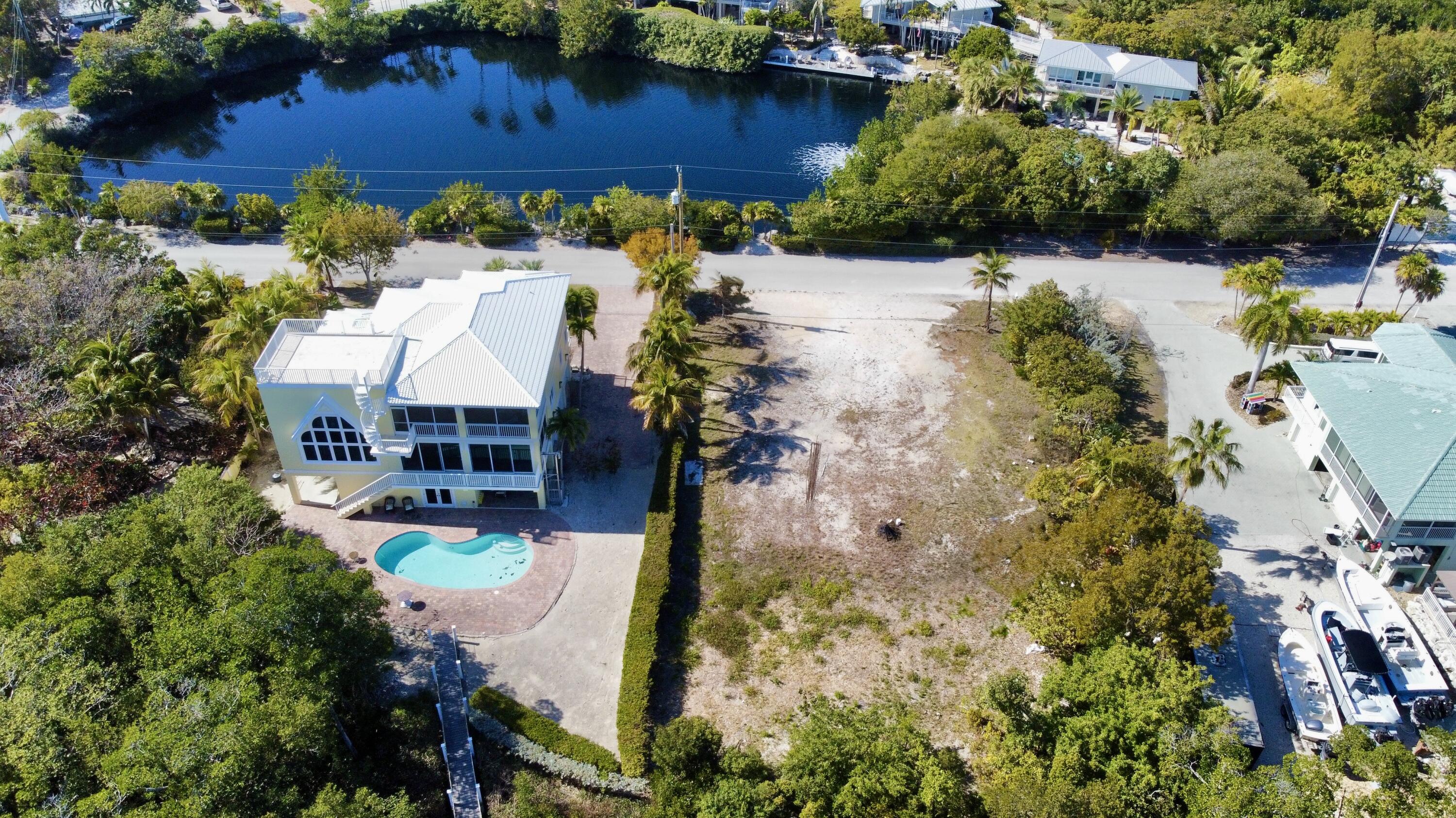 207 Stirrup Key Boulevard
