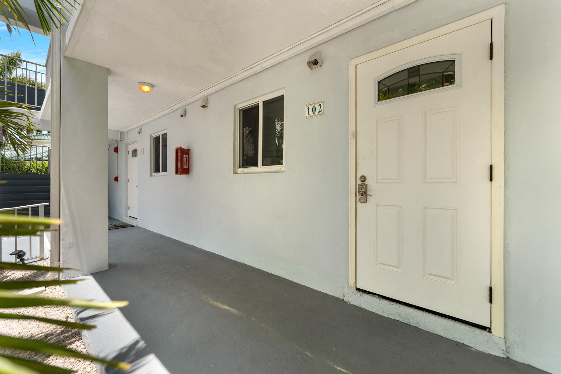 1115 Sombrero Boulevard 102B