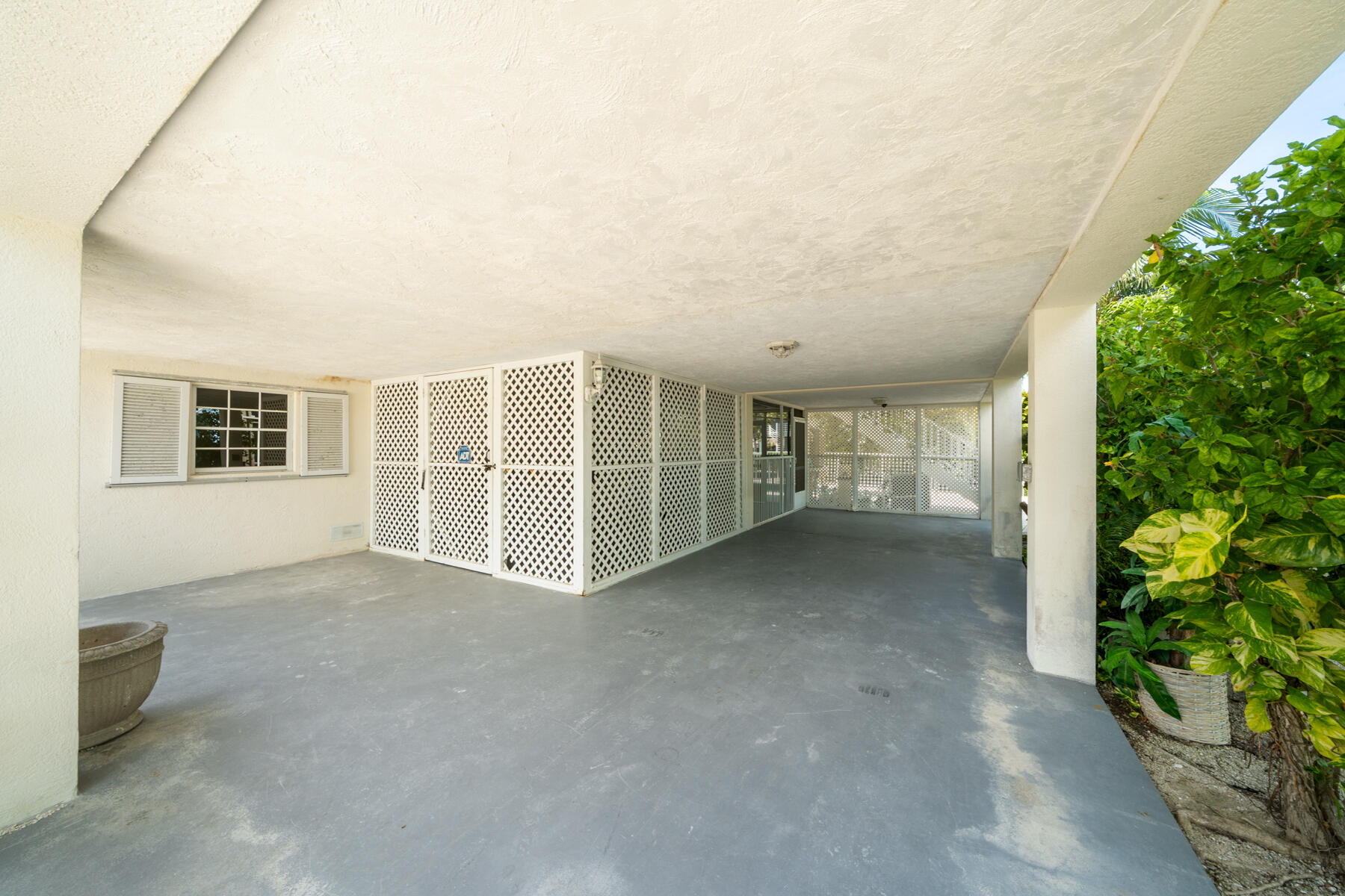 105 Santa Barbara