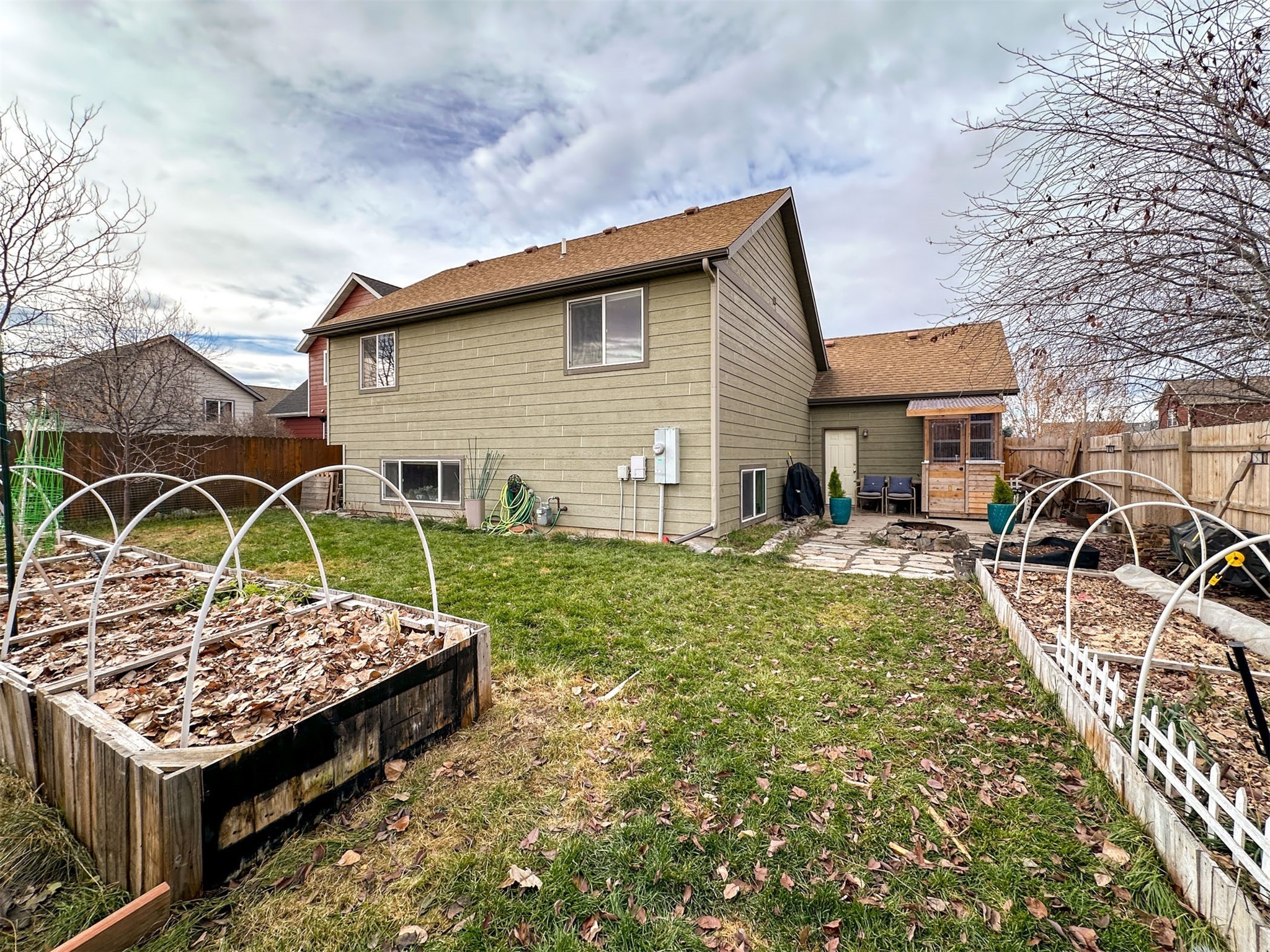 1195 N River Rock Drive