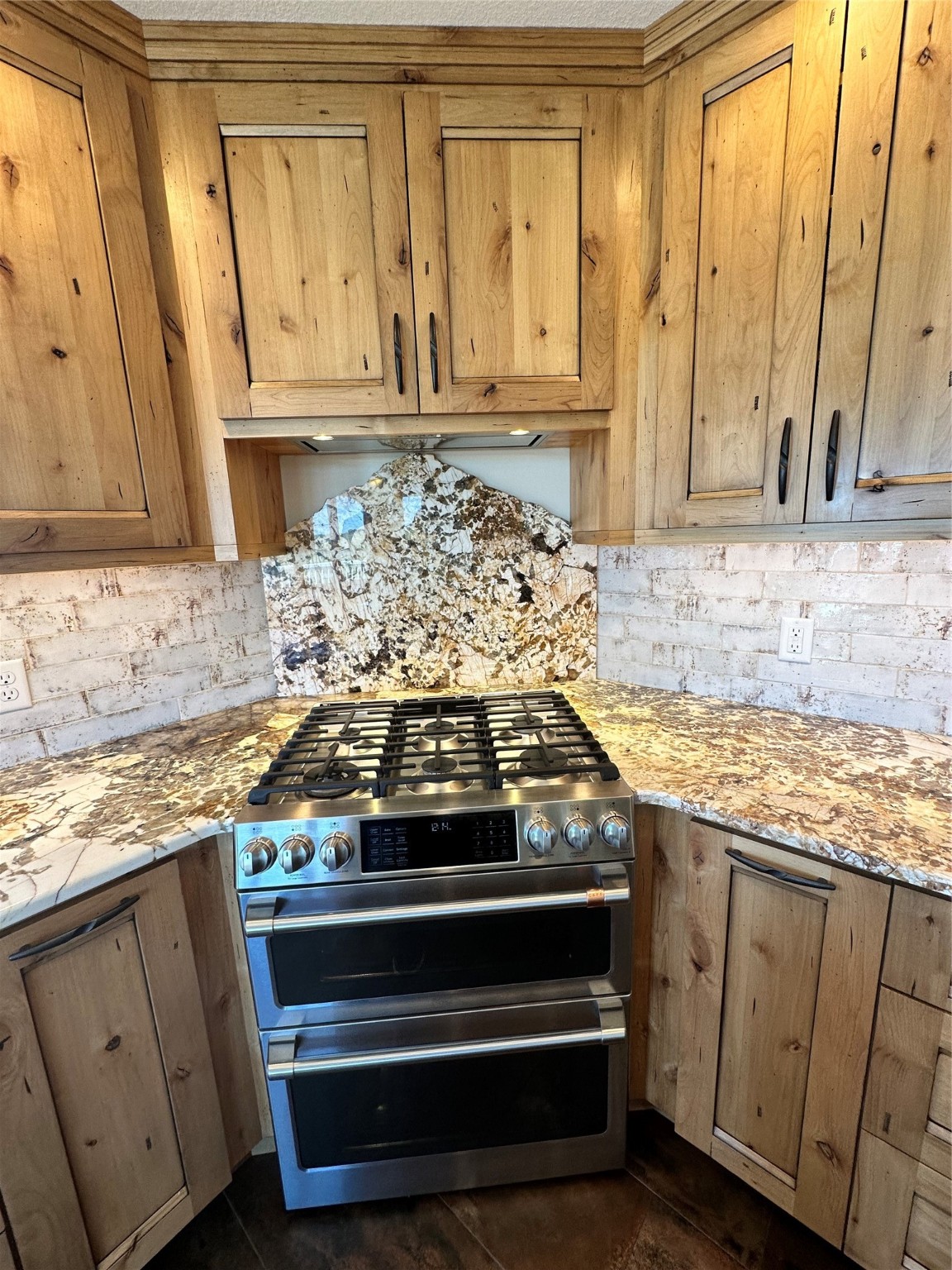 9 Sweetgrass Place
