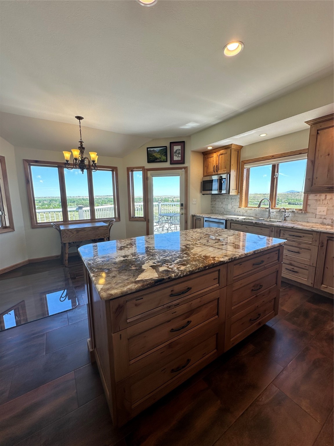 9 Sweetgrass Place