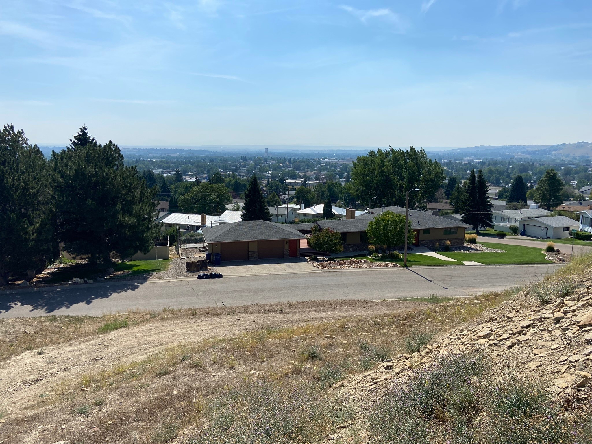 1121 Valley View Drive