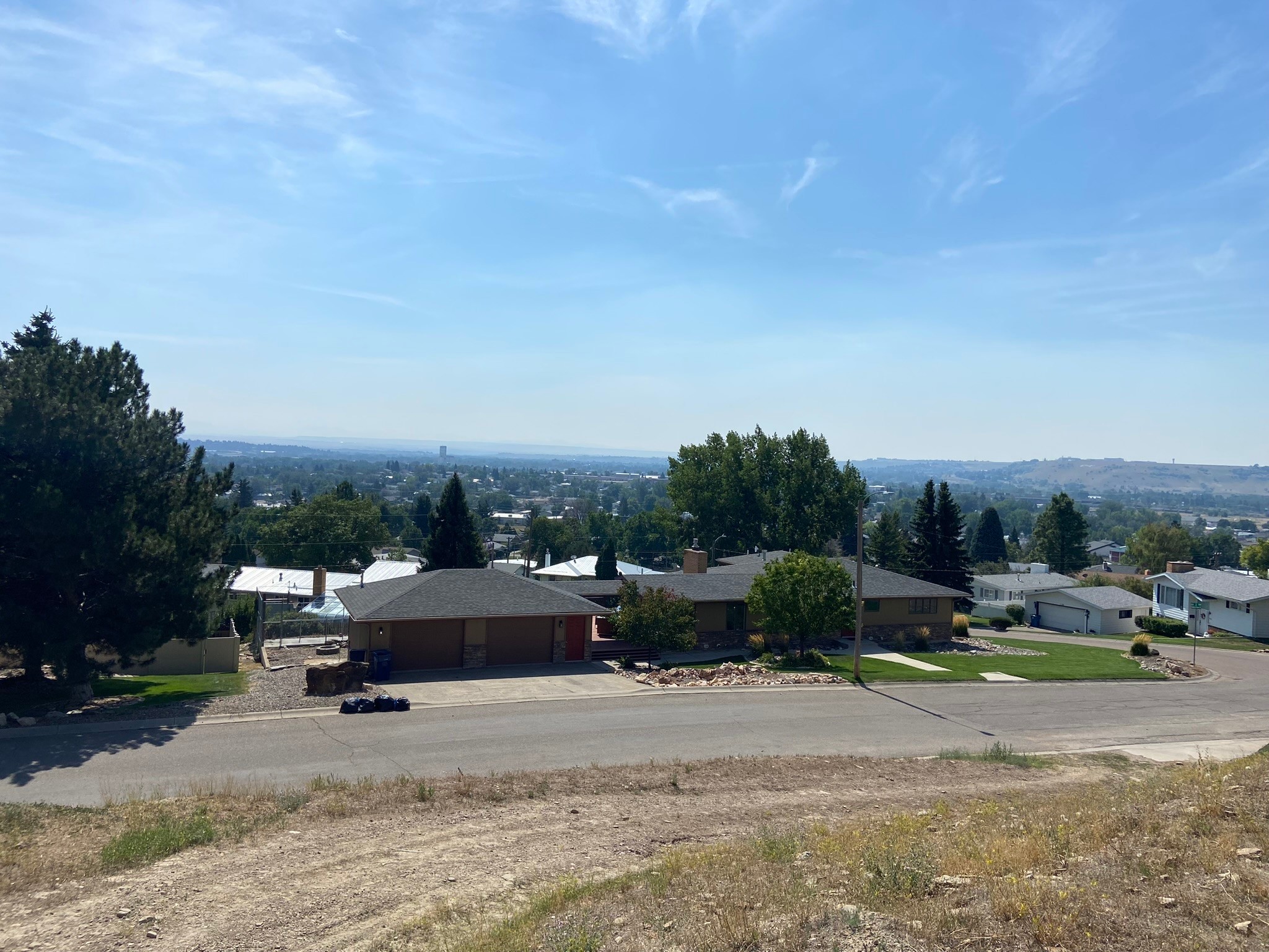 1121 Valley View Drive