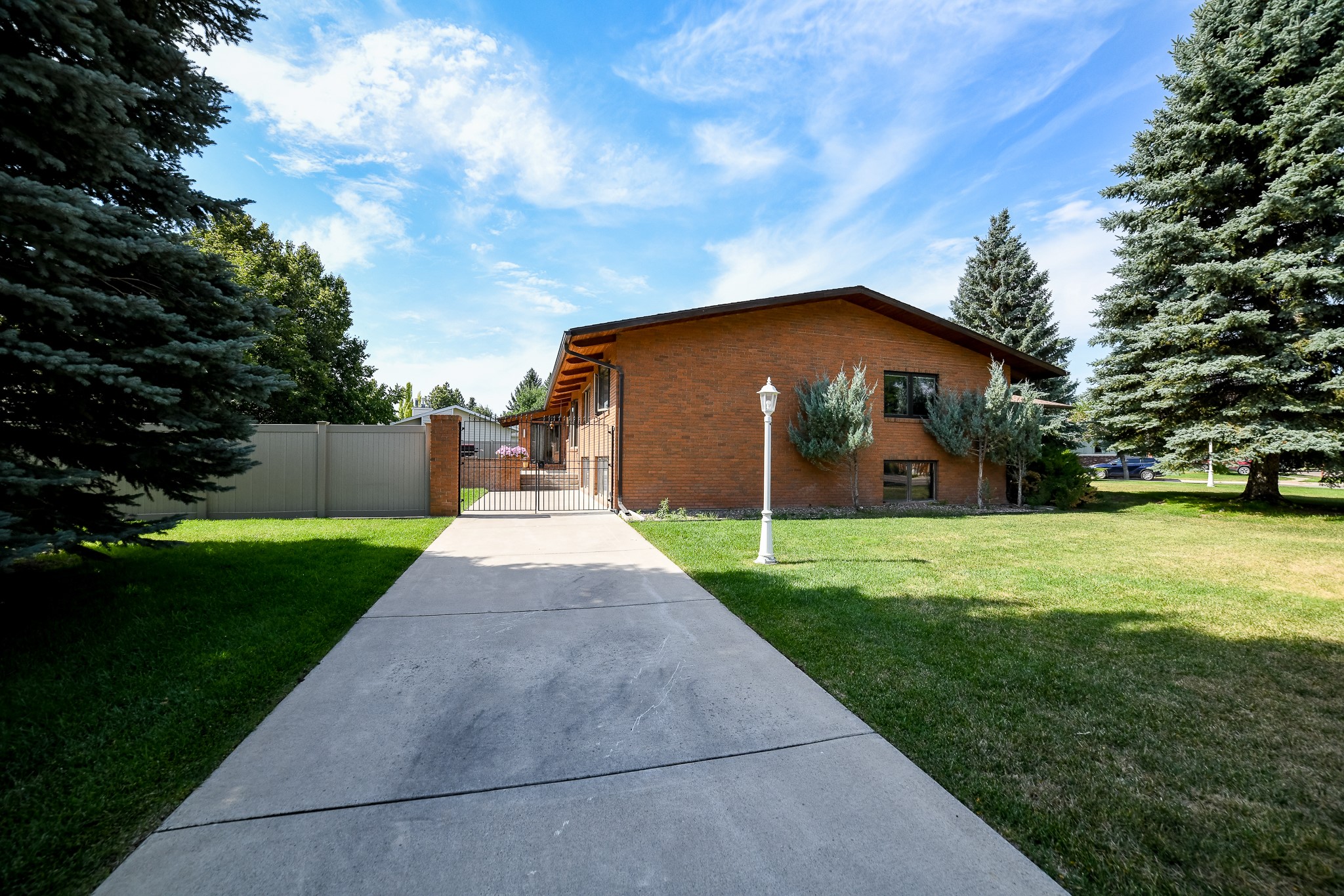 400 Deer Drive