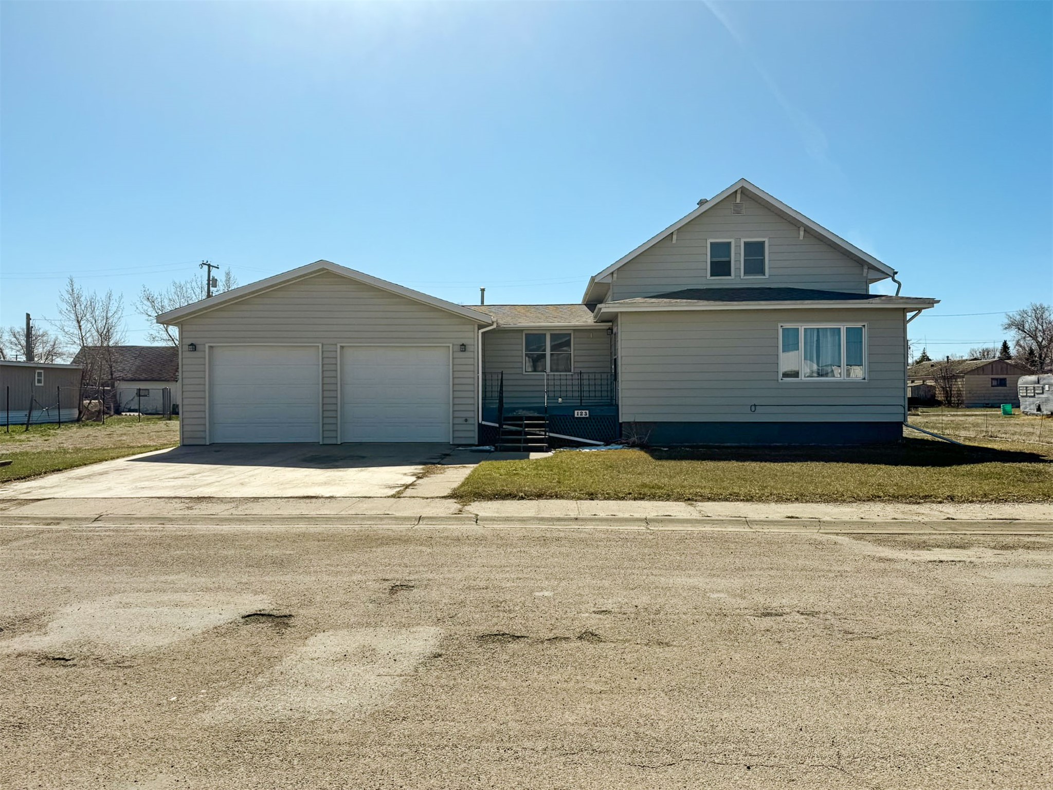 123 W Jefferson Avenue