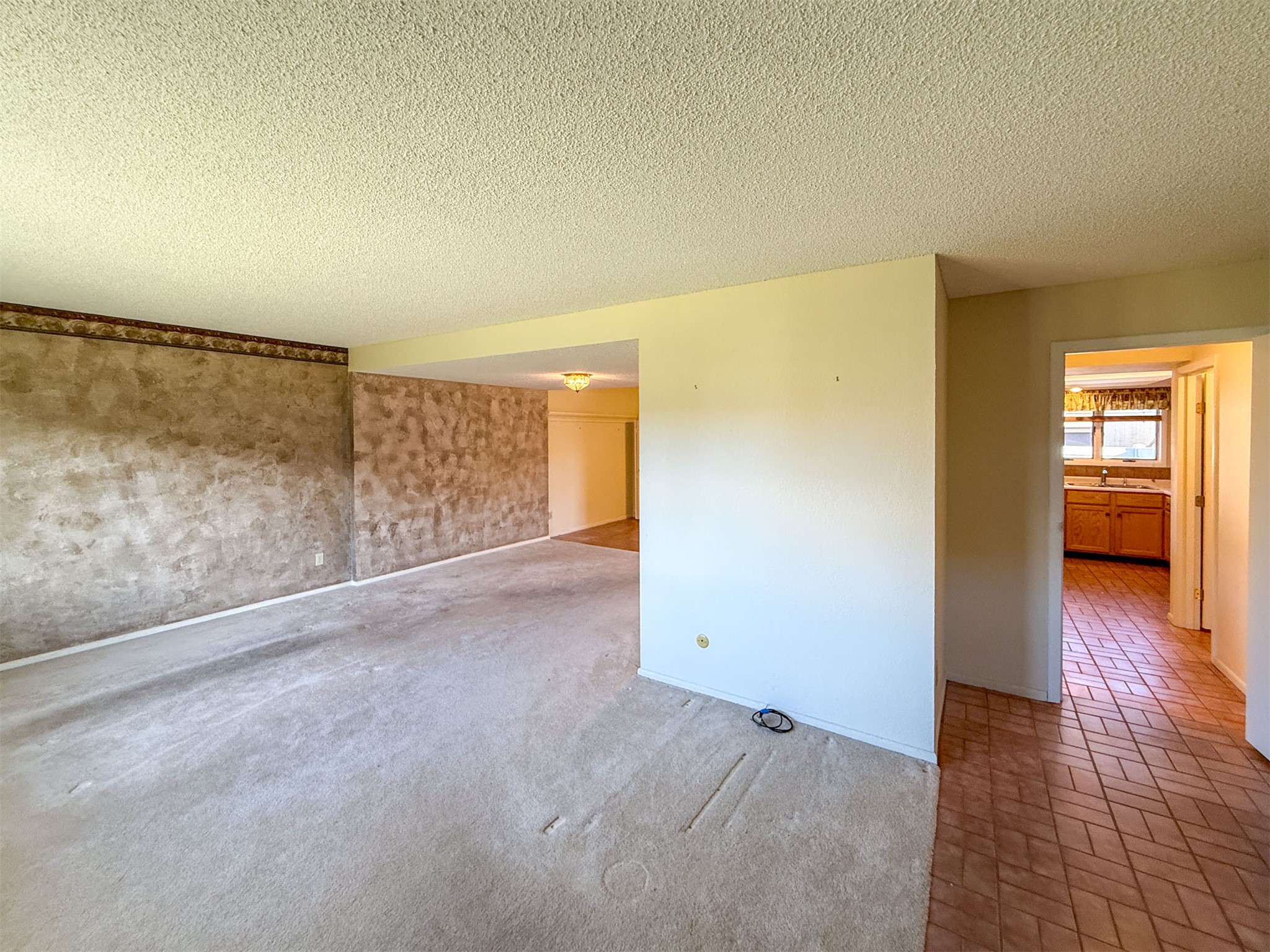 1200 32nd Street S 22