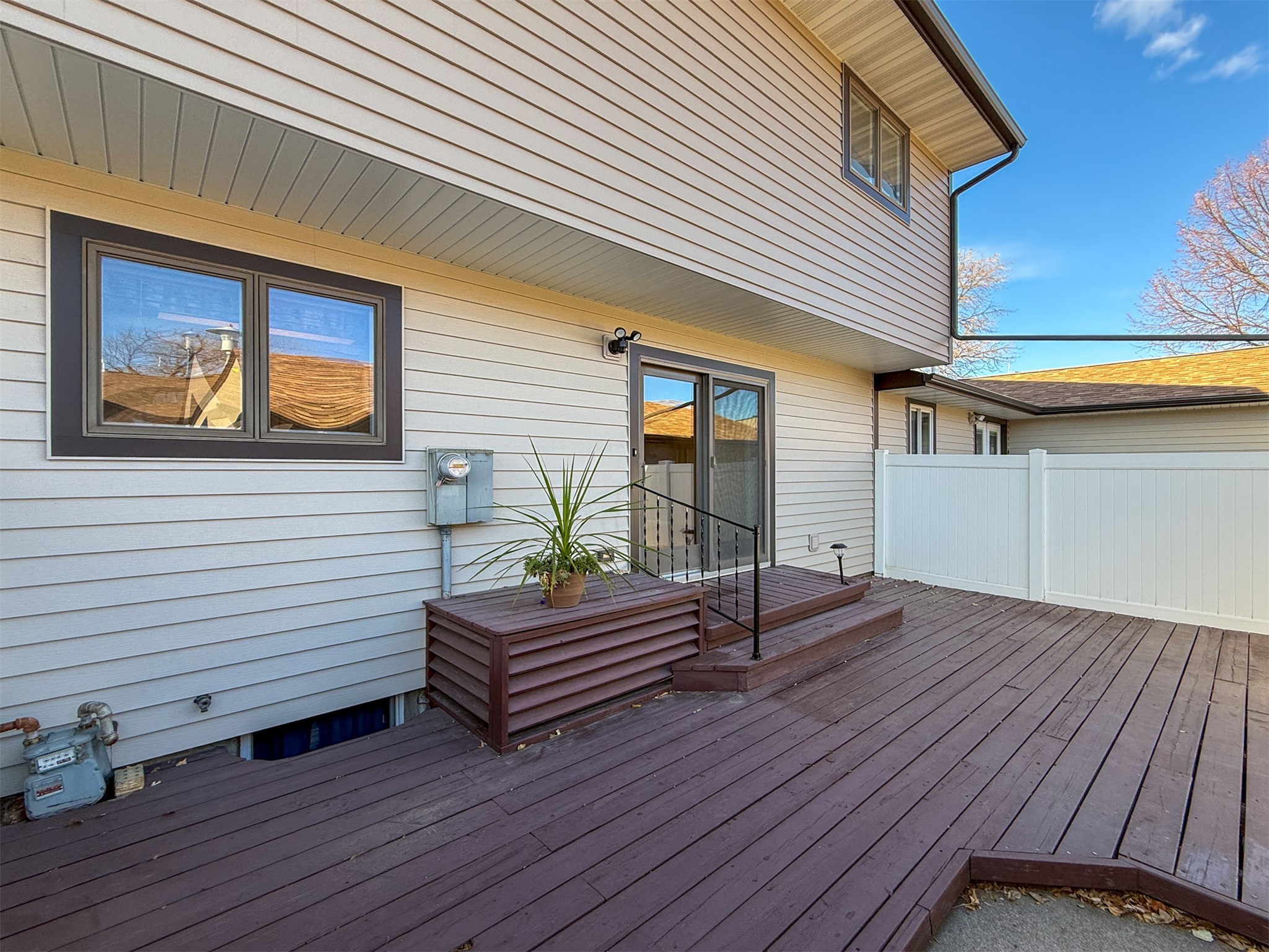 1200 32nd Street S 22