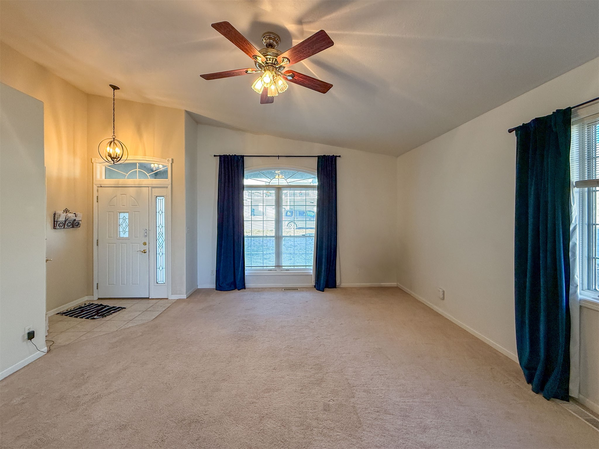 952 Valley View Drive