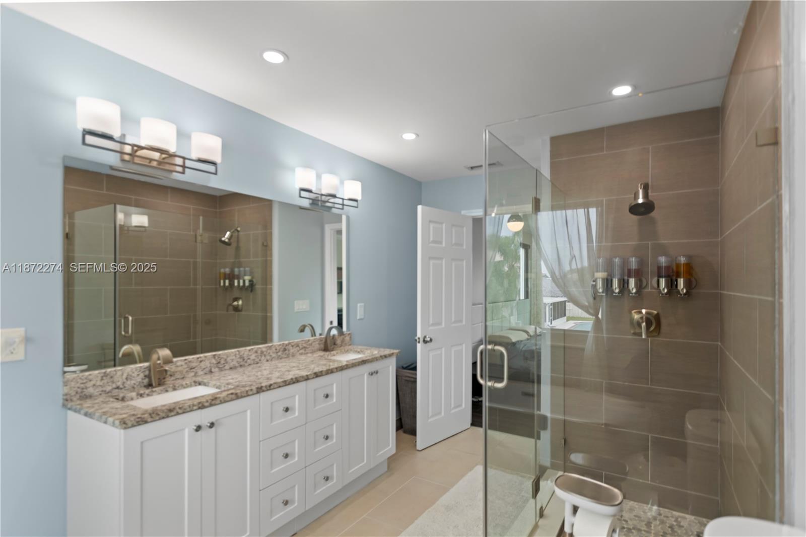 14410 Sumter Manor