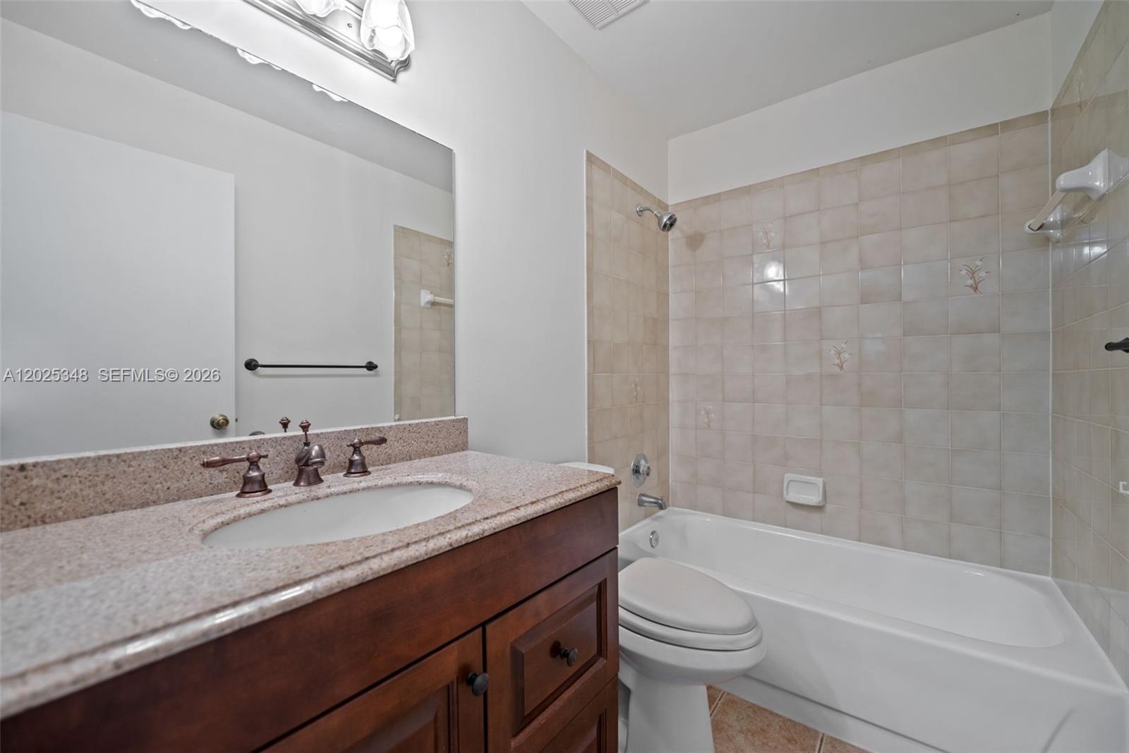 5901 Chester Lane