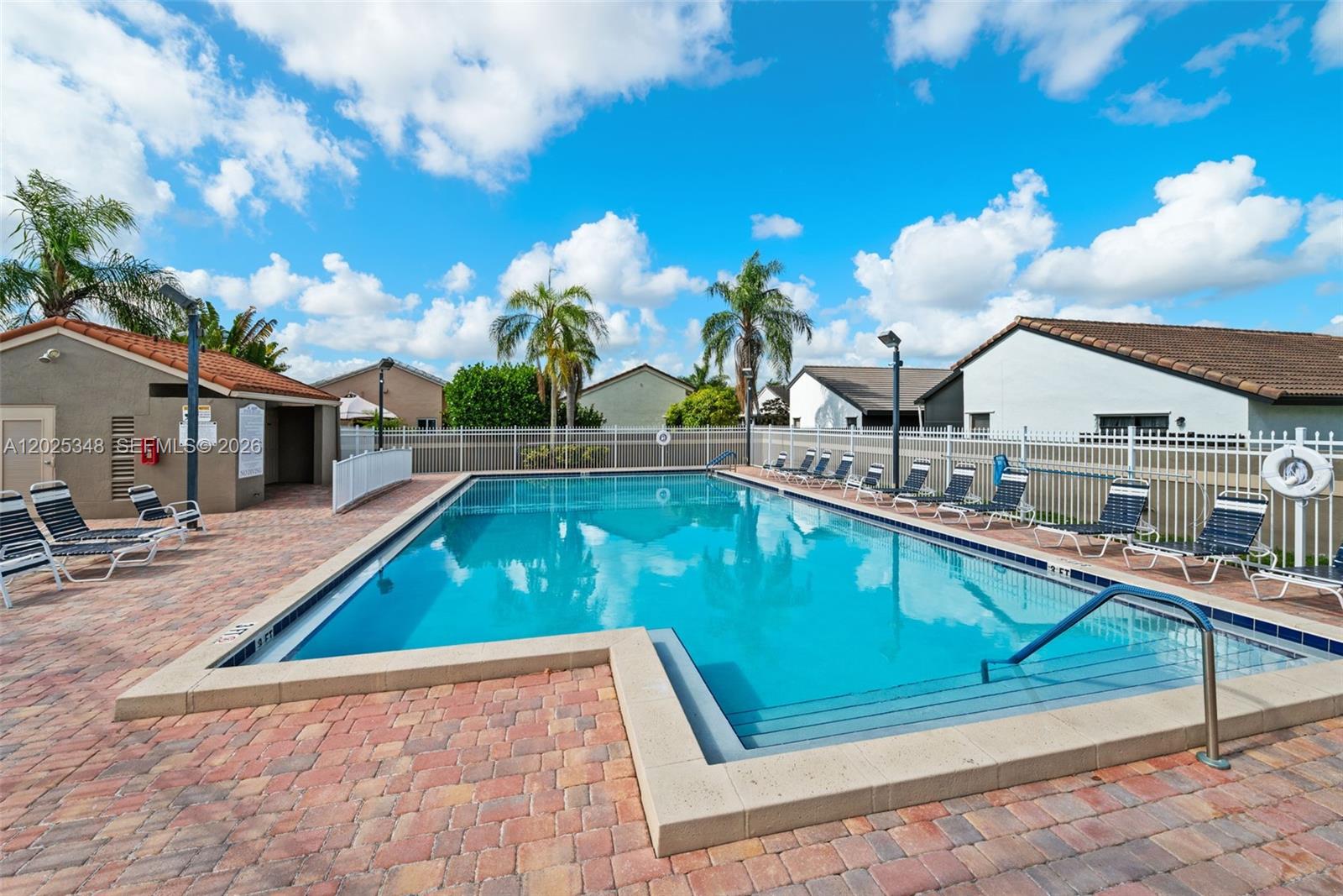 5901 Chester Lane