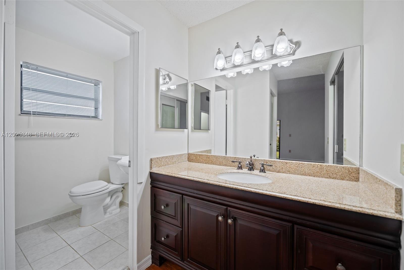 5901 Chester Lane