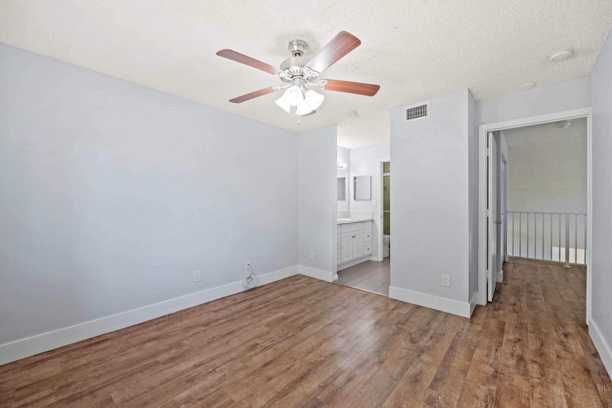 832 NW 92nd Avenue