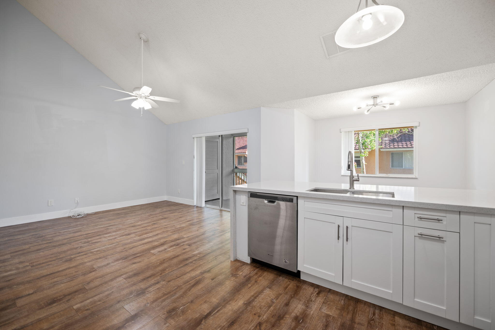 832 NW 92nd Avenue