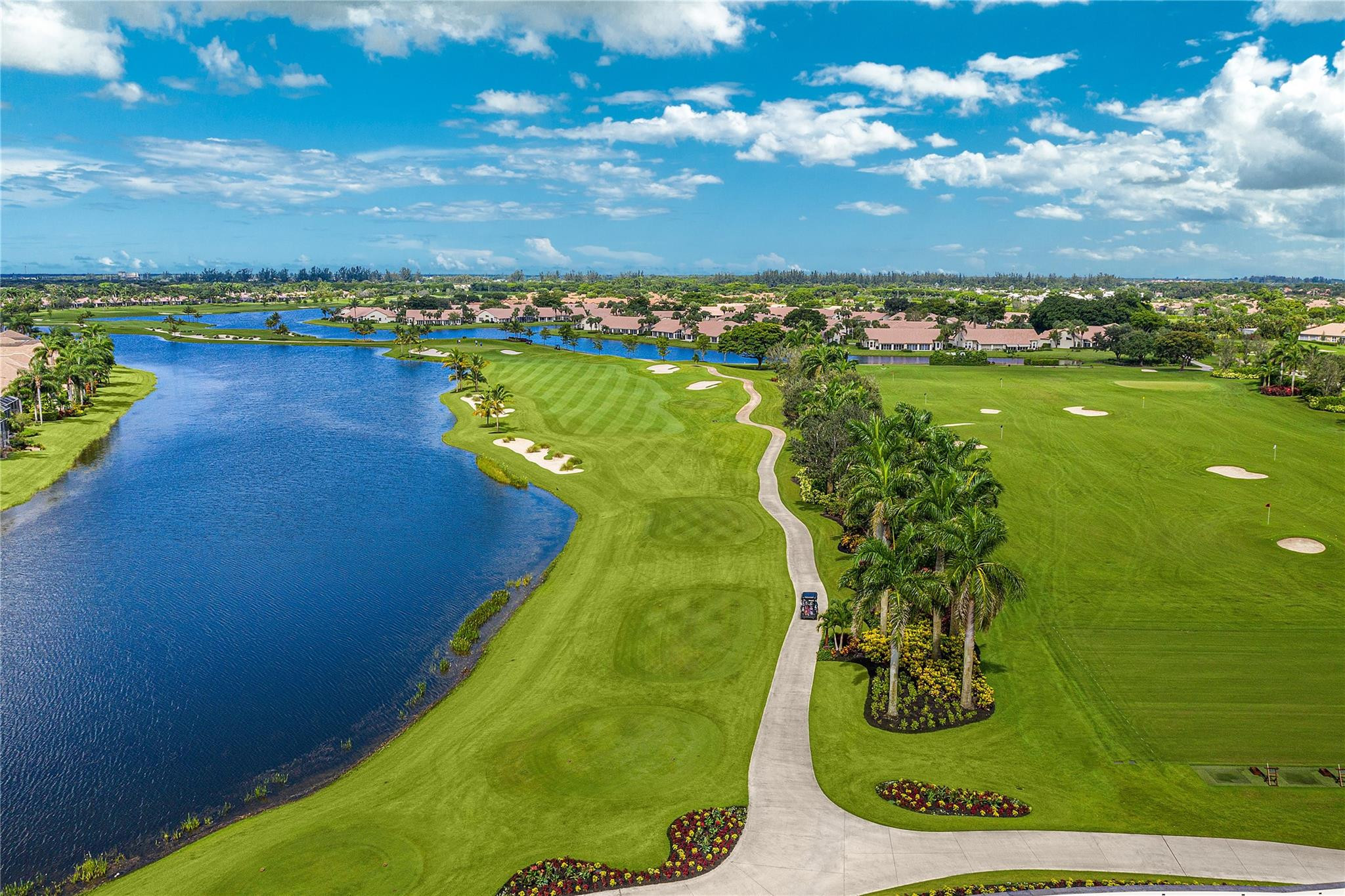 7010 Fairway Lakes Dr