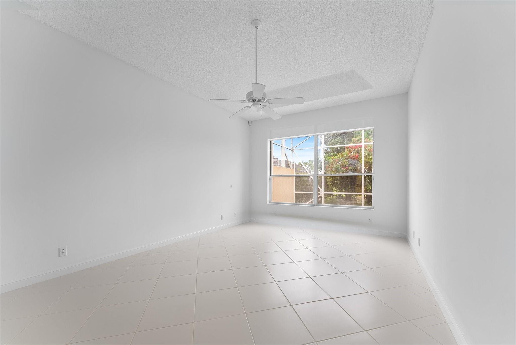 7010 Fairway Lakes Dr