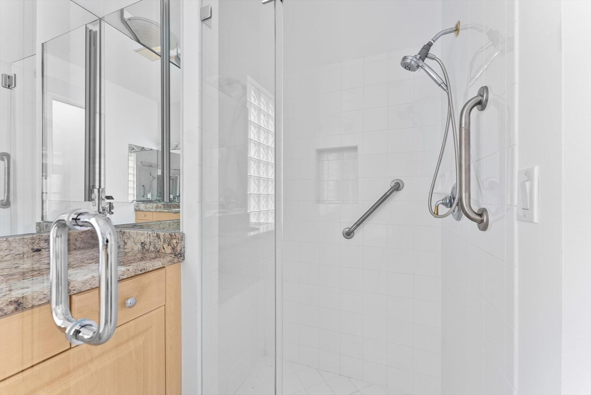 7010 Fairway Lakes Dr