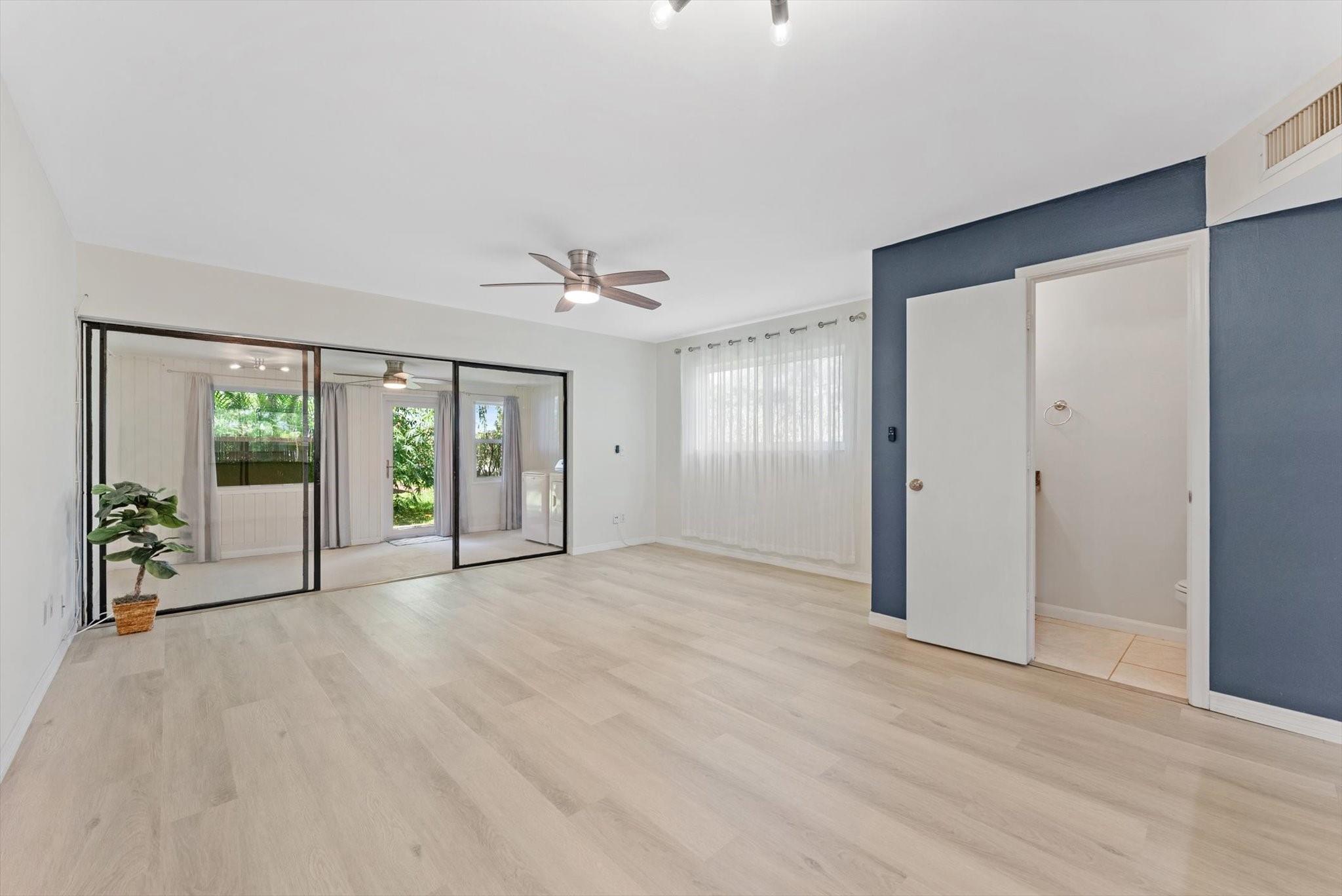 910 Banks Road 910