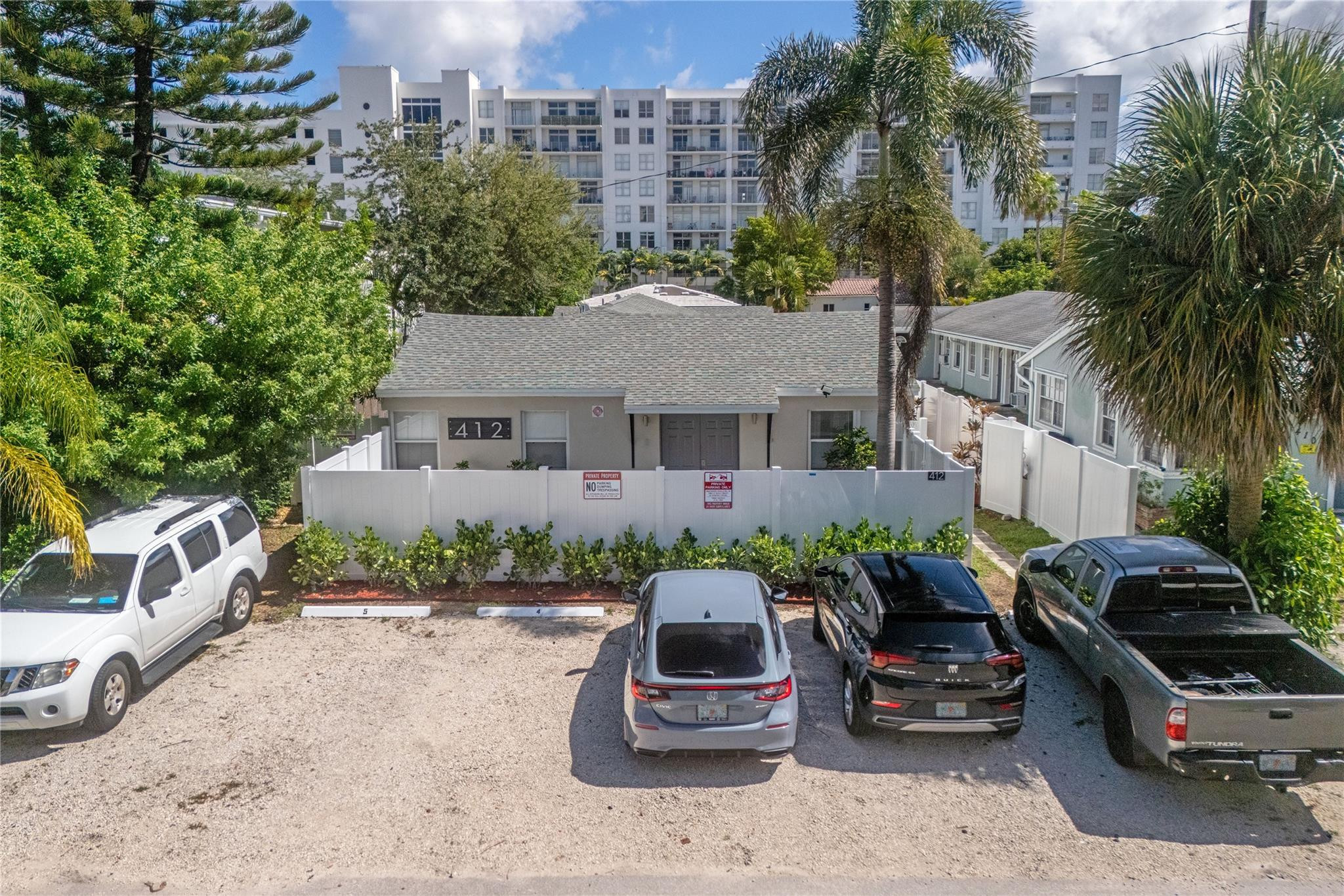 412 SE 16th St 4