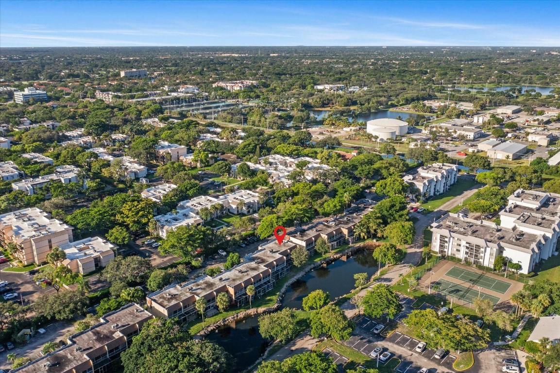 547 N Pine Island Rd 25