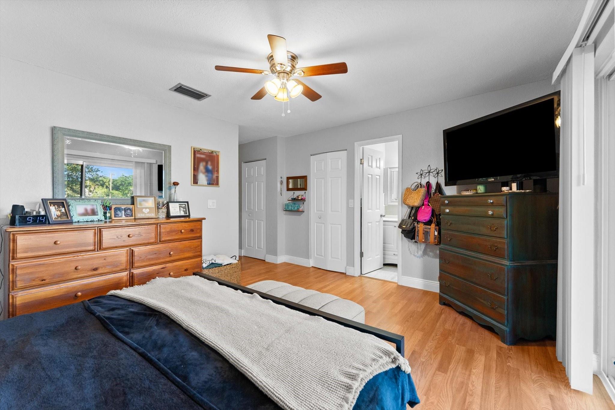 547 N Pine Island Rd 25