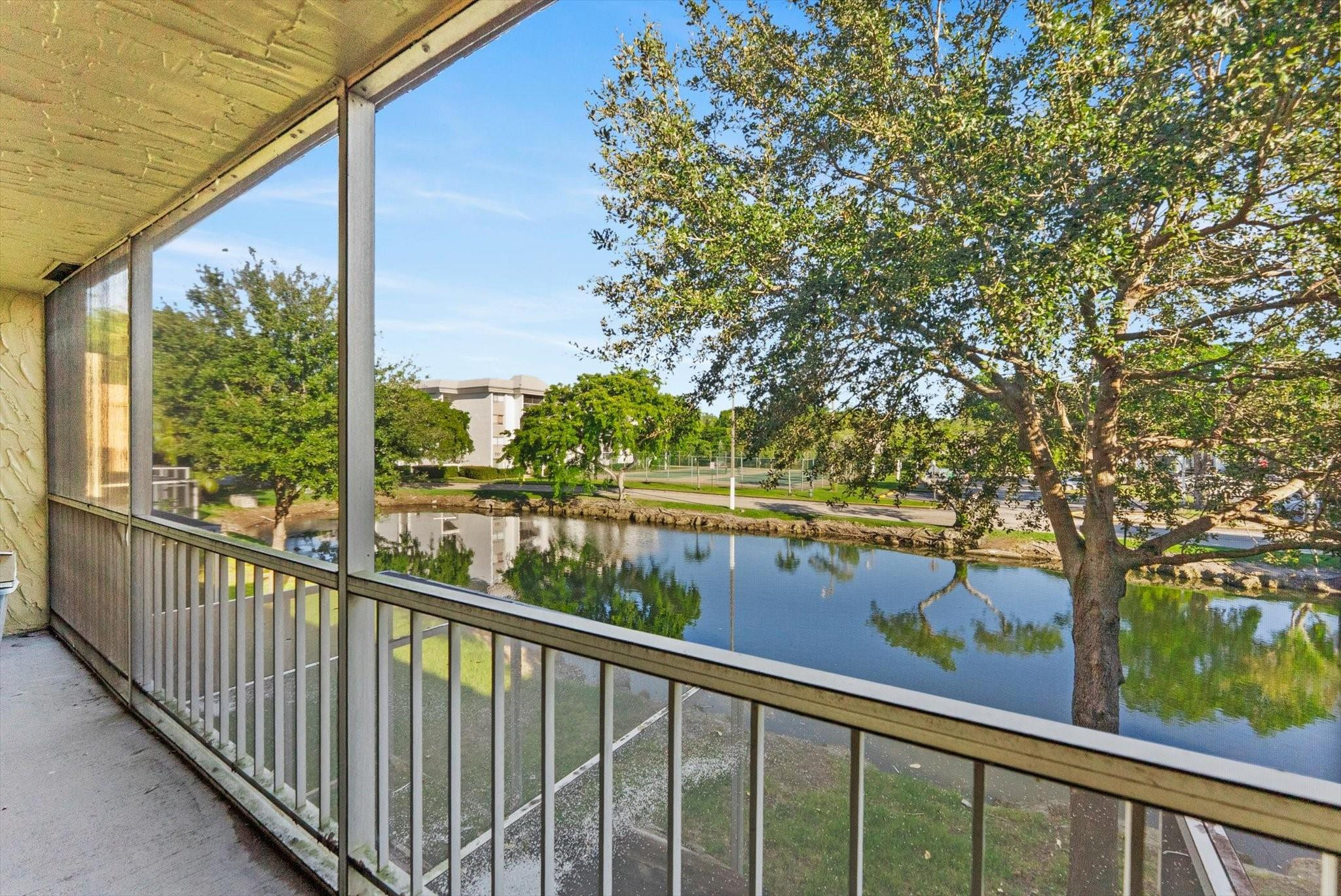 547 N Pine Island Rd 25