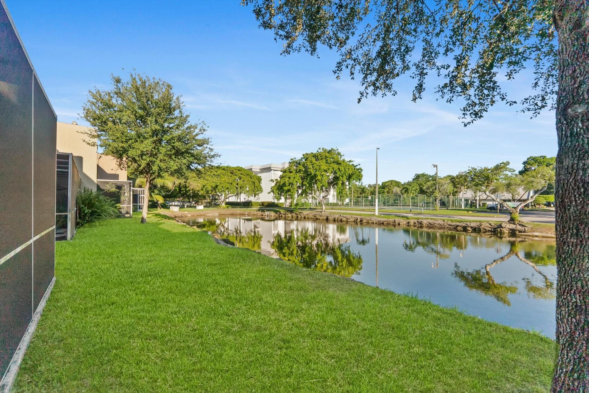 547 N Pine Island Rd 25