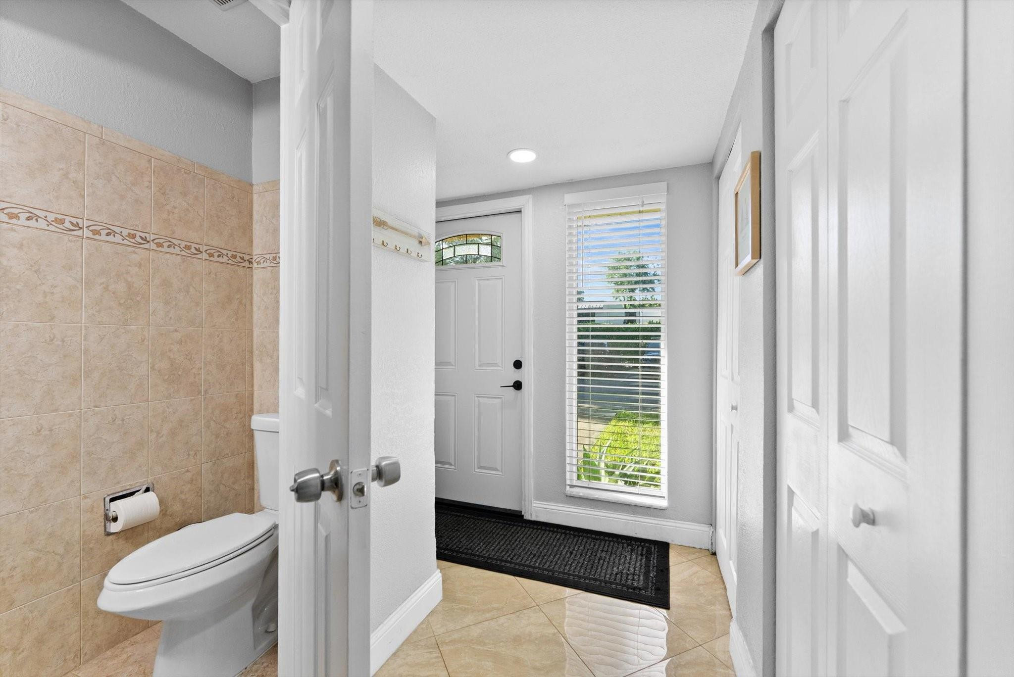 547 N Pine Island Rd 25