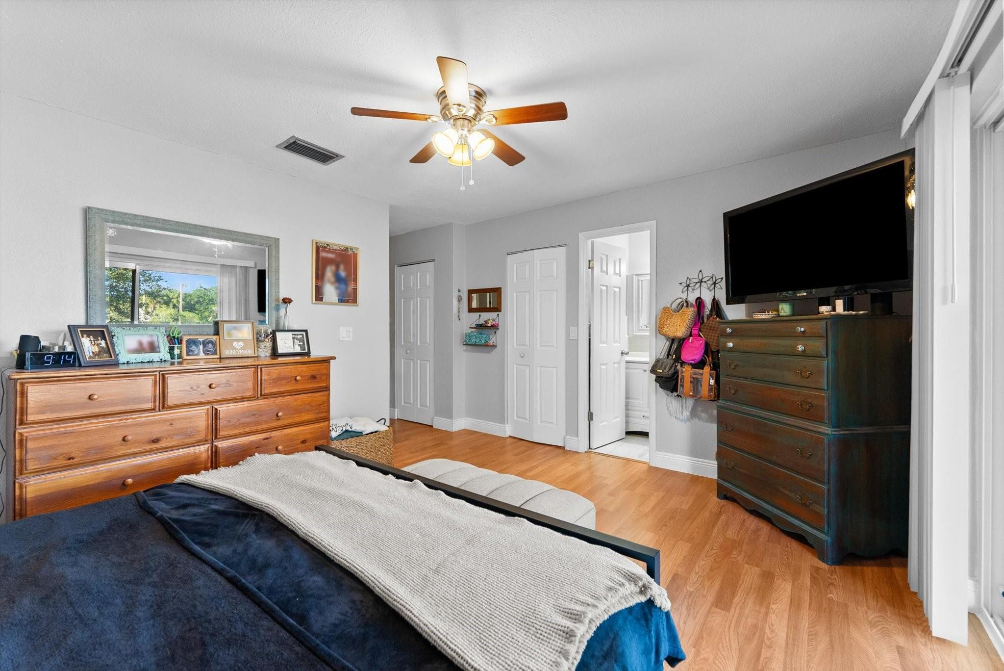 547 N Pine Island Rd 25