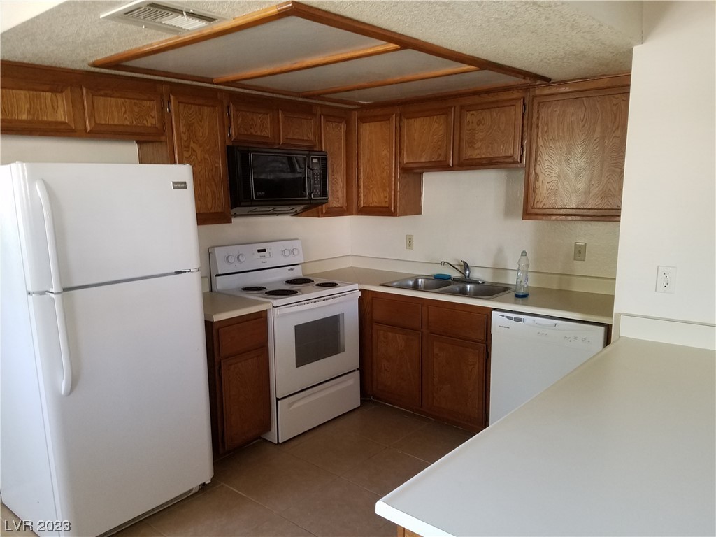 1120 OBSERVATION Drive 101