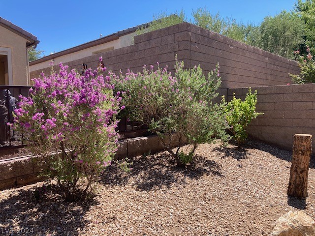2606 Anani Road