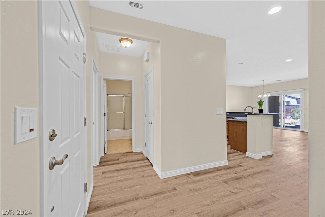 2606 Anani Road