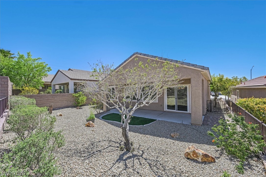 2606 Anani Road