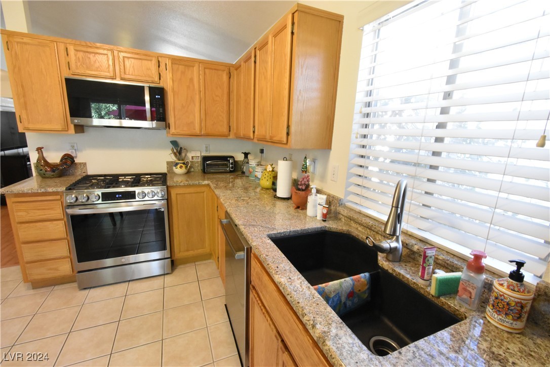 3652 Copper Cactus Drive