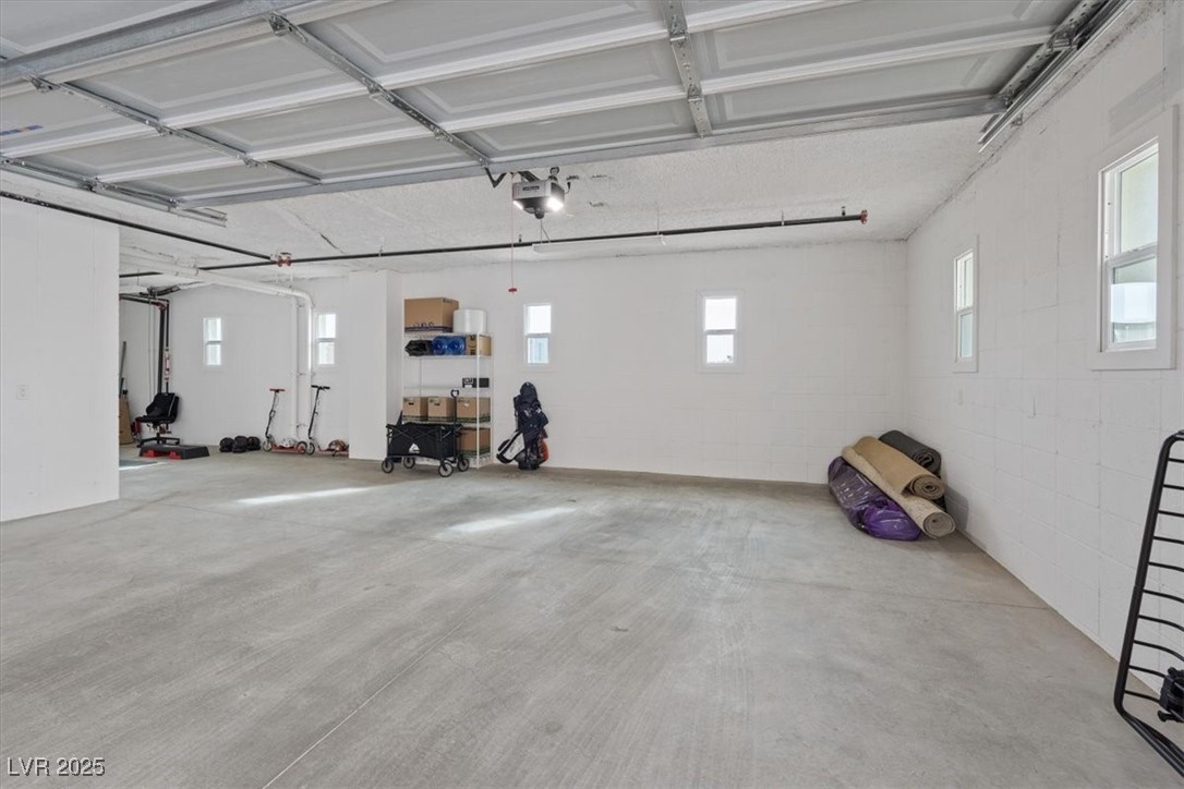 9201 Las Manaitas Avenue 302