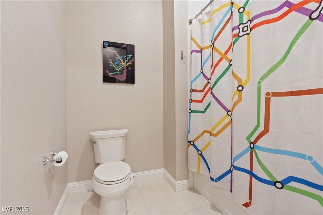 9201 Las Manaitas Avenue 302