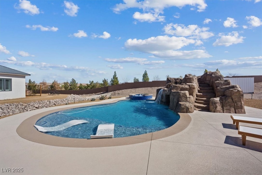 541 Patti Ann Woods Drive