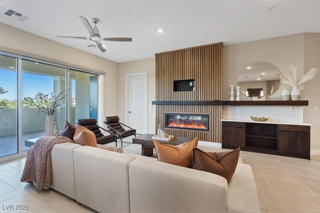 120 Los Cabos Drive 301